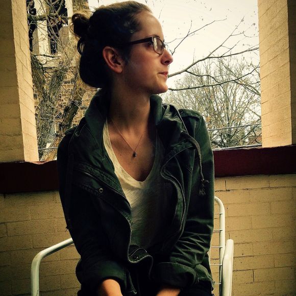 Meet your Posher, Serena - Picture 1 of 1